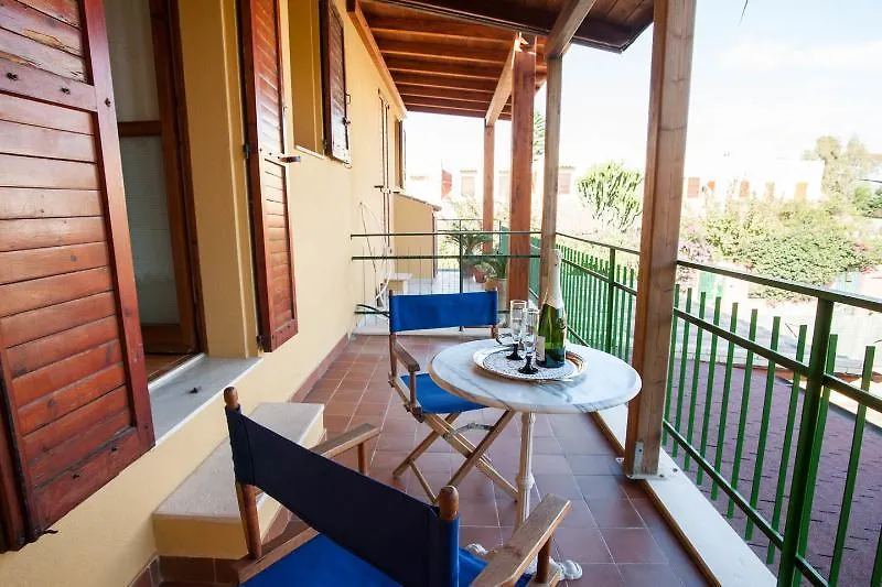 Strelitzia Holiday House Quartu Sant'Elena 0*,  Italien