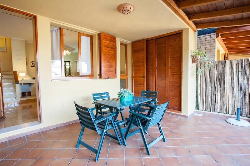 Strelitzia Holiday House Holiday home Flumini di Quartu