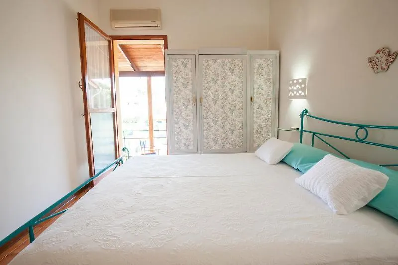 Strelitzia Holiday House Holiday home Flumini di Quartu 0*, Quartu Sant'Elena Italy