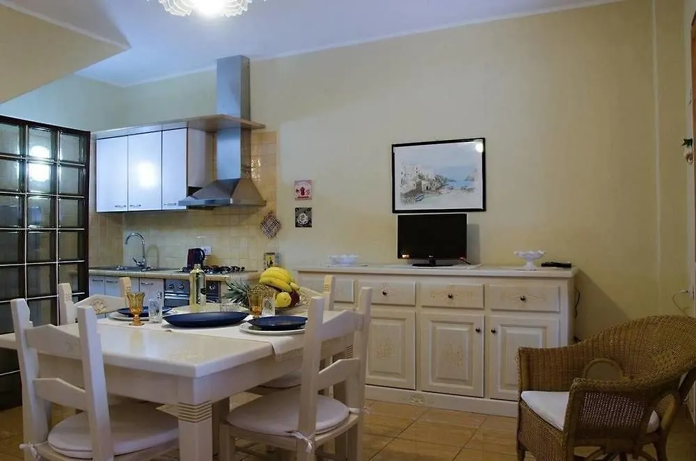 Strelitzia Holiday House Quartu Sant'Elena Italien