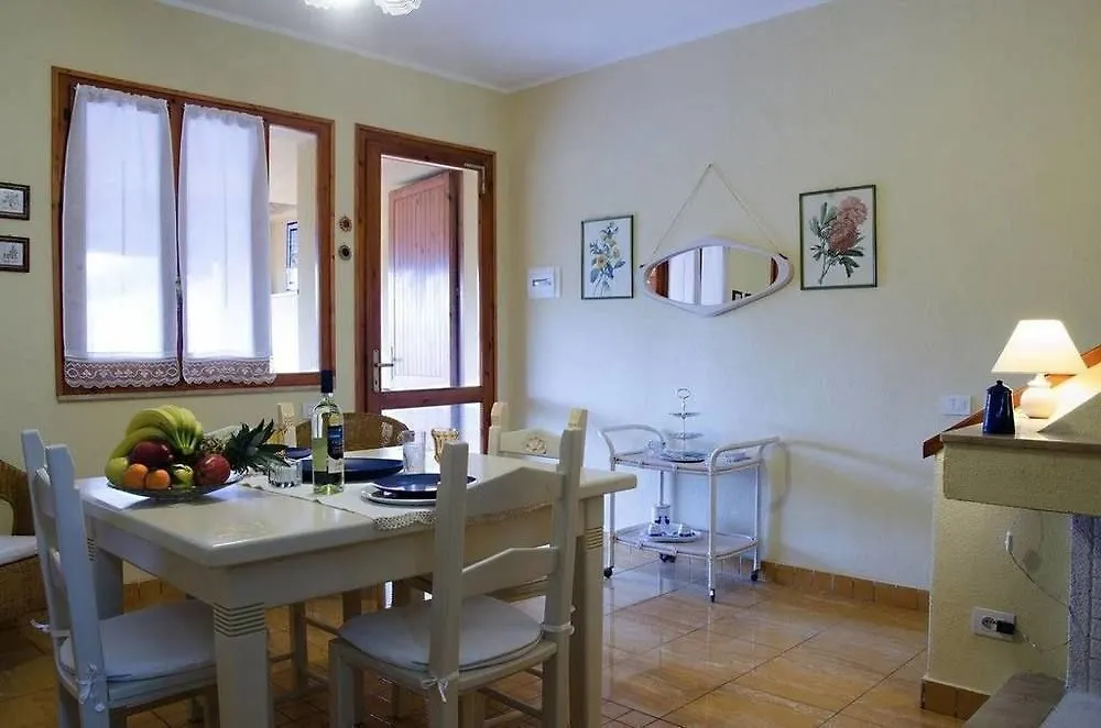 Feriehus Strelitzia Holiday House Quartu Sant'Elena